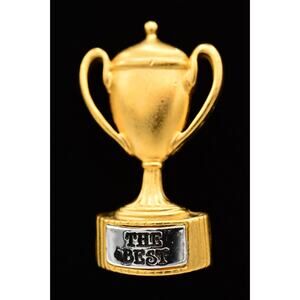 Danecraft Vintage THE BEST Trophy Pin Brooch Brushed Gold Winner 80s 1980s BinA5